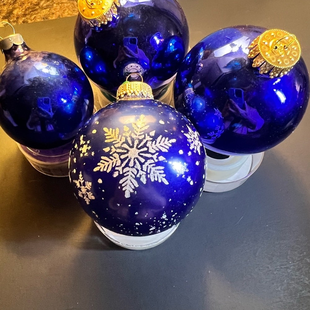 Cobalt blue (4) vintage ornaments